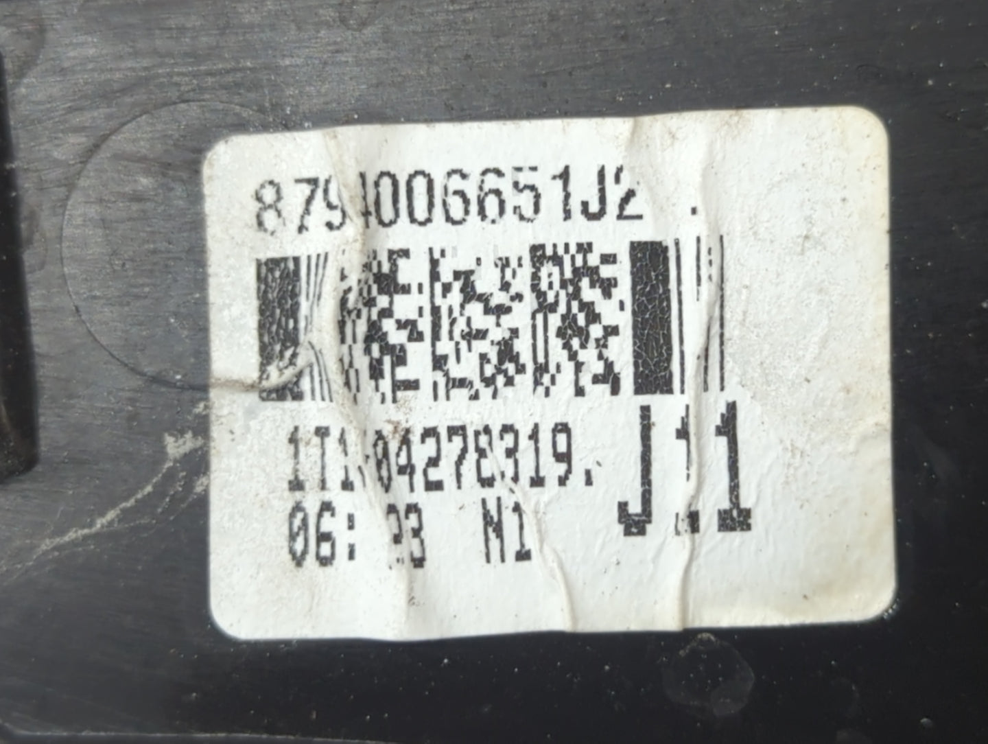 2015-2017 Toyota Camry Driver Side View Mirror - Left Door Mirror OEM Used - Oemusedautoparts1.com