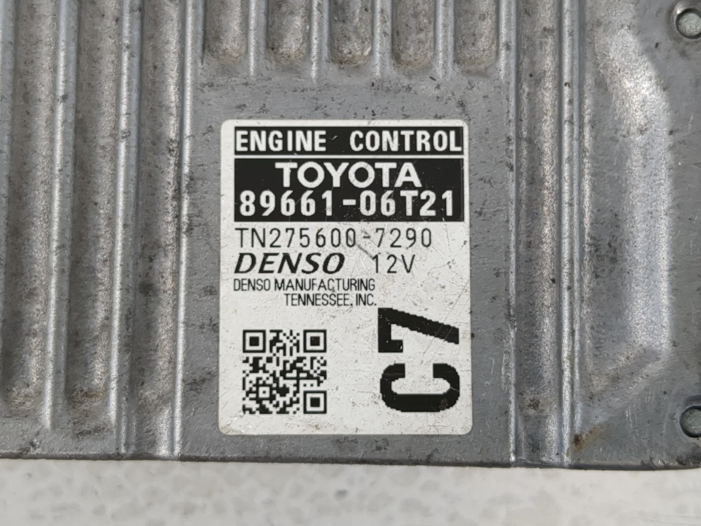 2016-2017 Toyota Camry PCM Engine Control Computer ECU ECM PCU OEM P/N:89661-06T22 89661-06T21 Fits Fits 2016 2017 OEM Used 