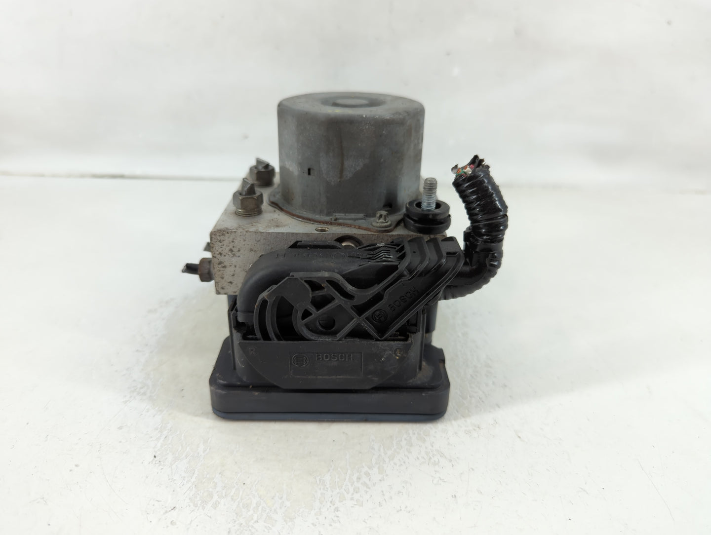 2012-2017 Toyota Camry ABS Pump Control Module Replacement P/N:44540-06180 Fits Fits 2012 2013 2014 2015 2016 2017 2018 OEM 