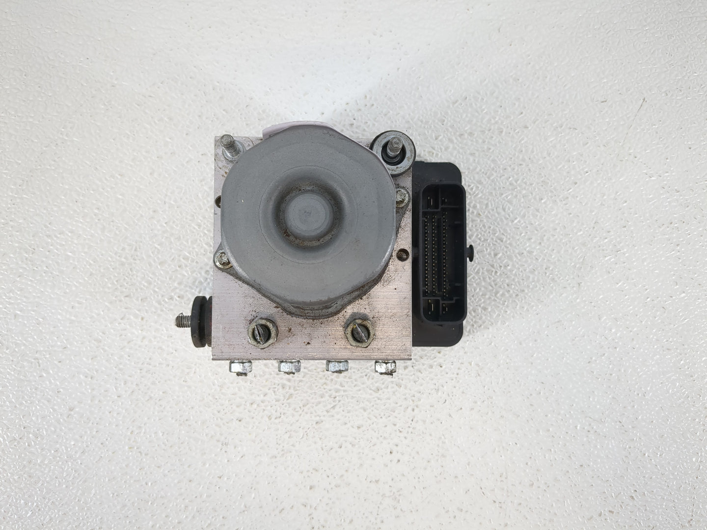 2015-2017 Toyota Camry ABS Pump Control Module Replacement P/N:44540-06180 Fits Fits 2015 2016 2017 OEM Used Auto Parts - Oe