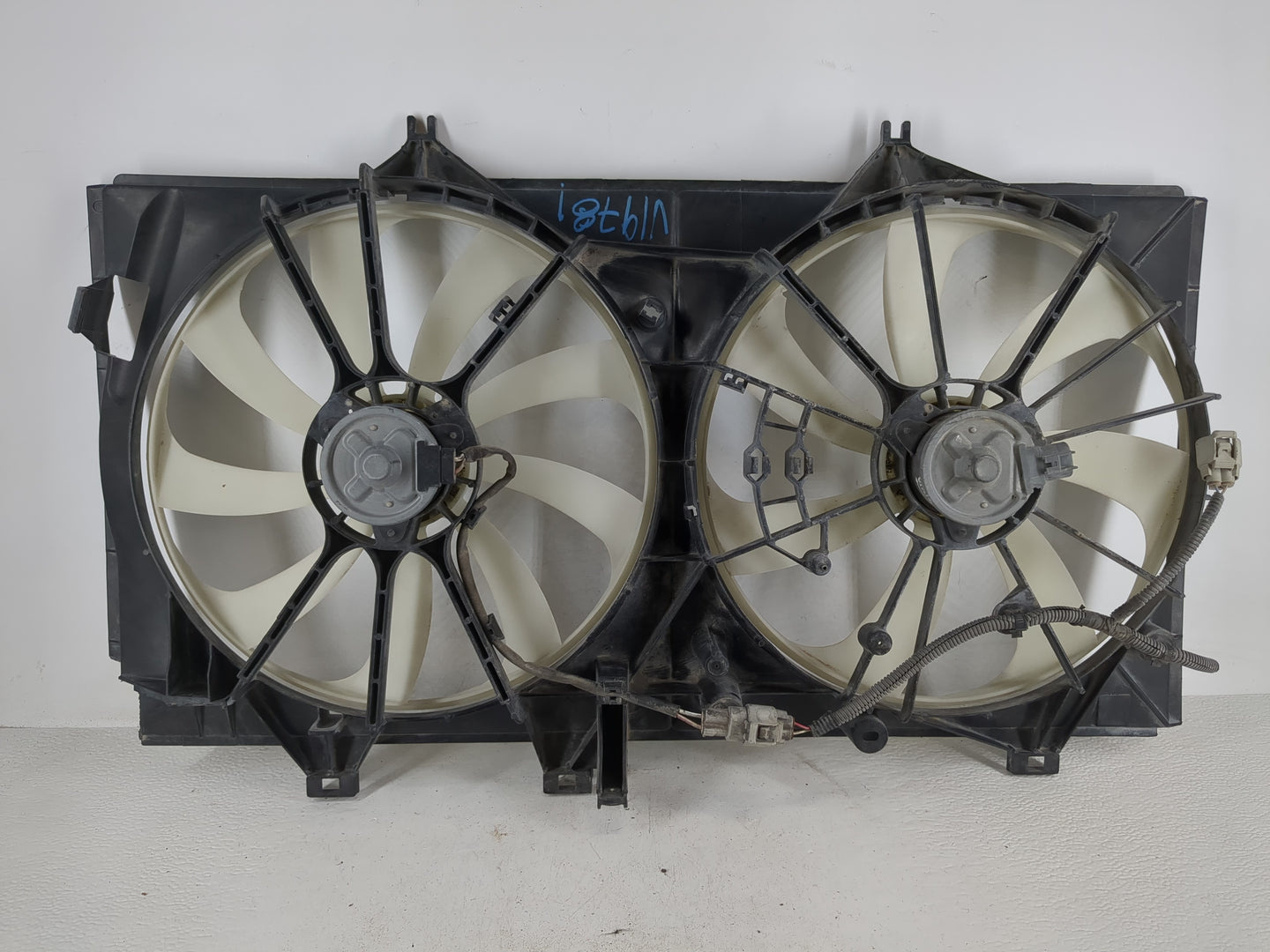 2012-2017 Toyota Camry Electric Radiator Cooling Fan Motor Assembly Fits Fits 2012 2013 2014 2015 2016 2017 2018 OEM Used Au