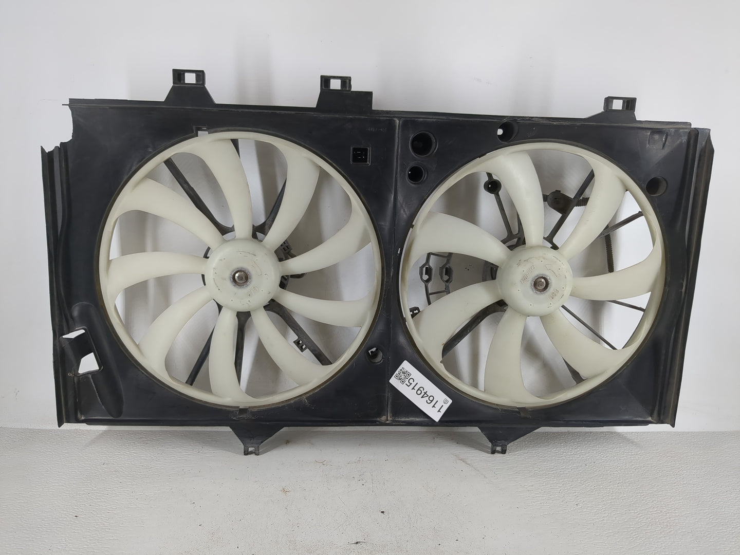 2012-2017 Toyota Camry Electric Radiator Cooling Fan Motor Assembly Fits Fits 2012 2013 2014 2015 2016 2017 2018 OEM Used Au