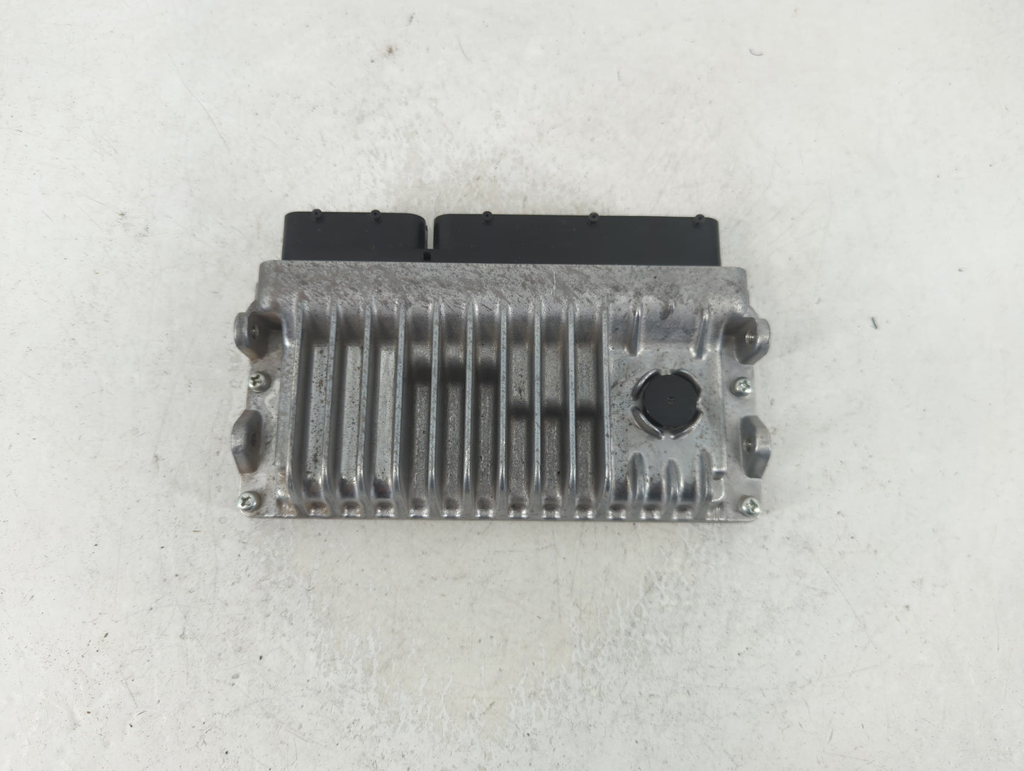 2016-2017 Toyota Camry PCM Engine Control Computer ECU ECM PCU OEM P/N:89661-06N12 89661-06N11 Fits Fits 2016 2017 OEM Used 