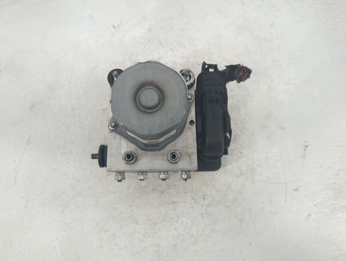 2015-2017 Toyota Camry ABS Pump Control Module Replacement P/N:44540 06180 Fits Fits 2015 2016 2017 OEM Used Auto Parts - Oe