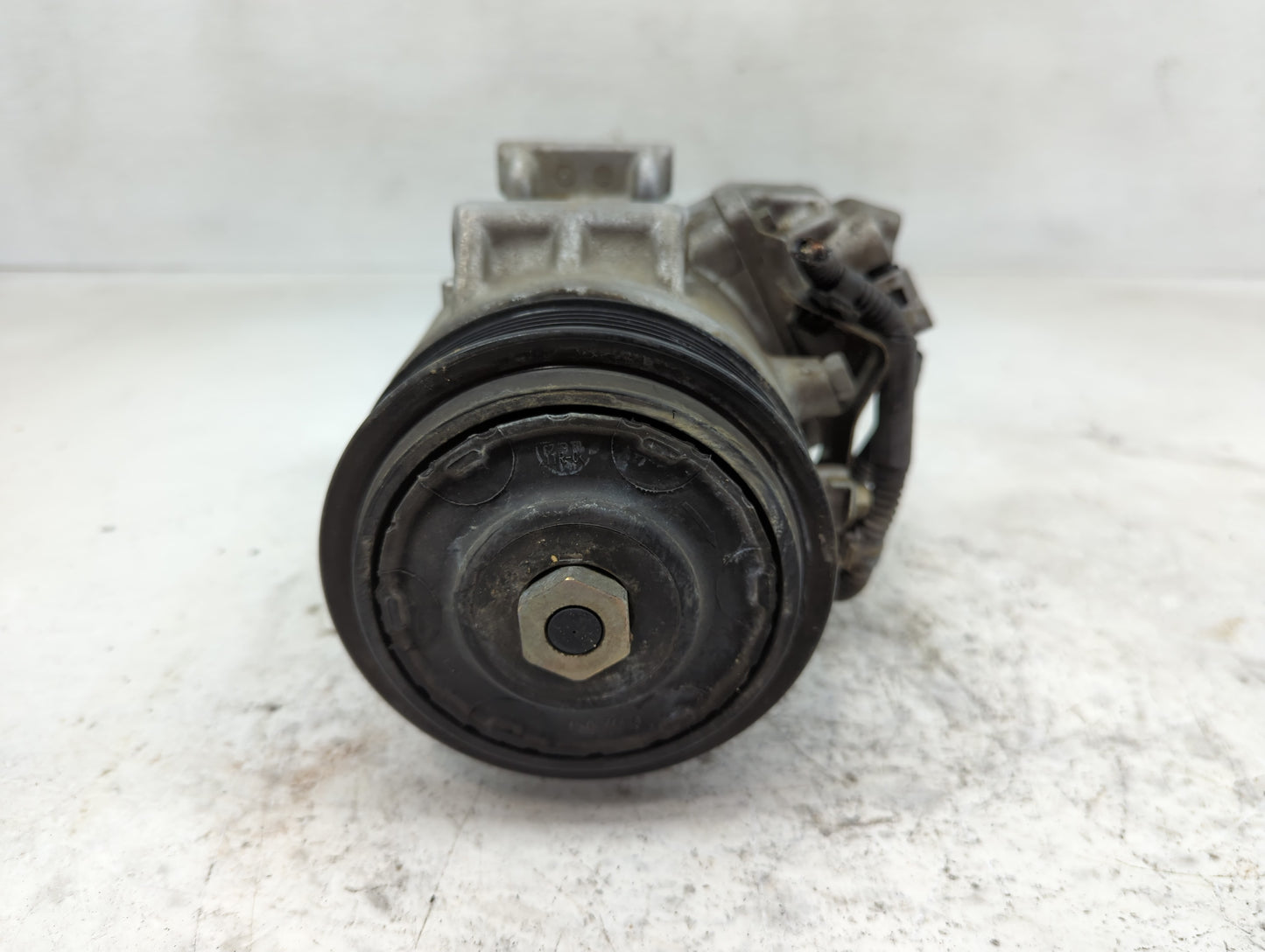 2012-2017 Toyota Camry Air Conditioning A/c Ac Compressor Oem - Oemusedautoparts1.com