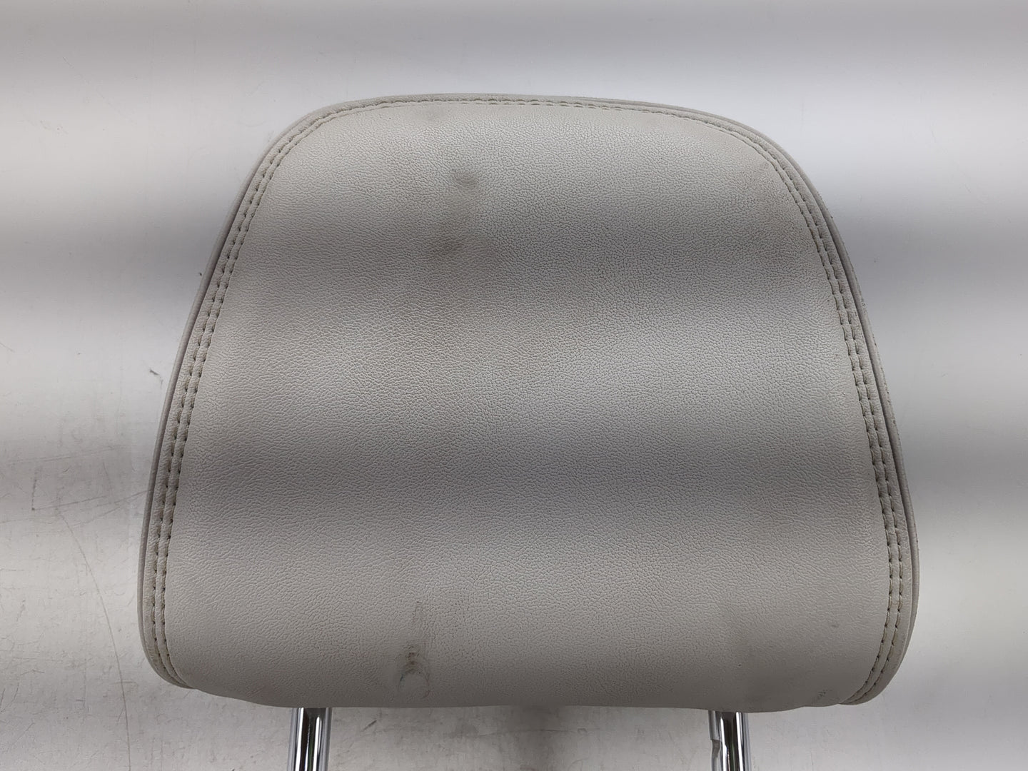 2012-2017 Toyota Camry Headrest Head Rest Front Driver Passenger Seat Fits Fits 2012 2013 2014 2015 2016 2017 OEM Used Auto 