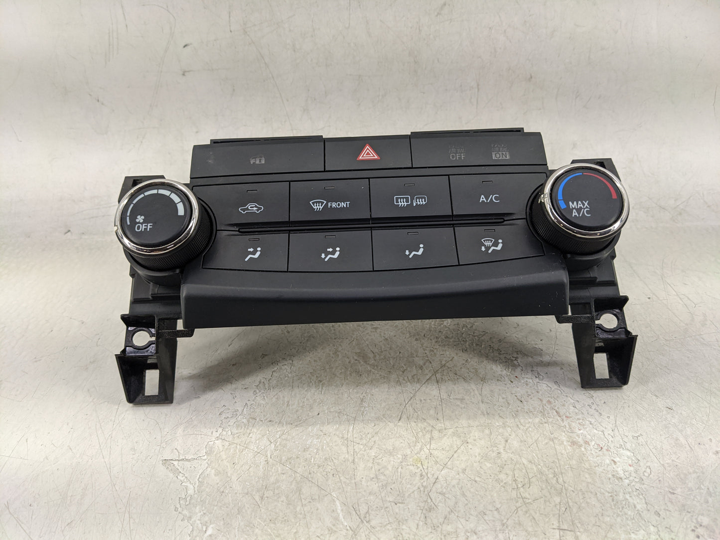2015-2017 Toyota Camry Climate Control Module Temperature AC/Heater Replacement P/N:55900-06320 Fits Fits 2015 2016 2017 OEM