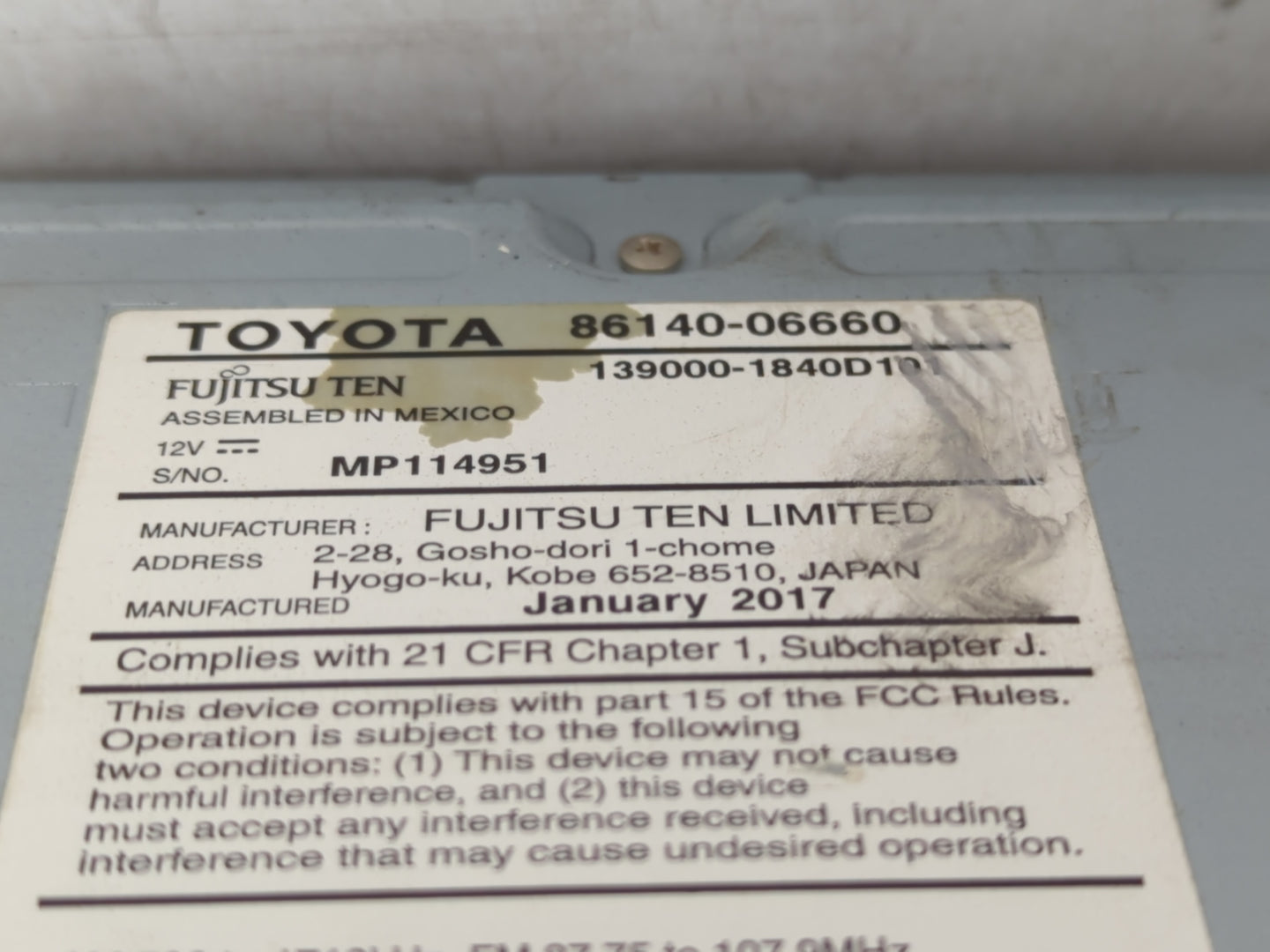 2016-2017 Toyota Camry Radio AM FM Cd Player Receiver Replacement P/N:86140-06660 Fits Fits 2016 2017 OEM Used Auto Parts - 
