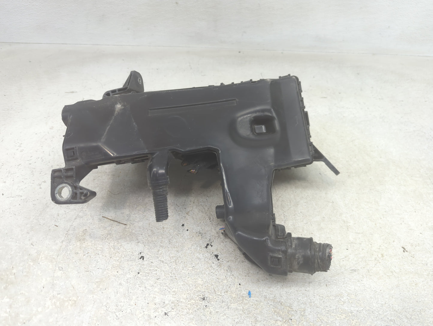 2012-2017 Toyota Camry Fusebox Fuse Box Panel Relay Module P/N:82662-06190 82662-33370 Fits Fits 2012 2013 2014 2015 2016 20