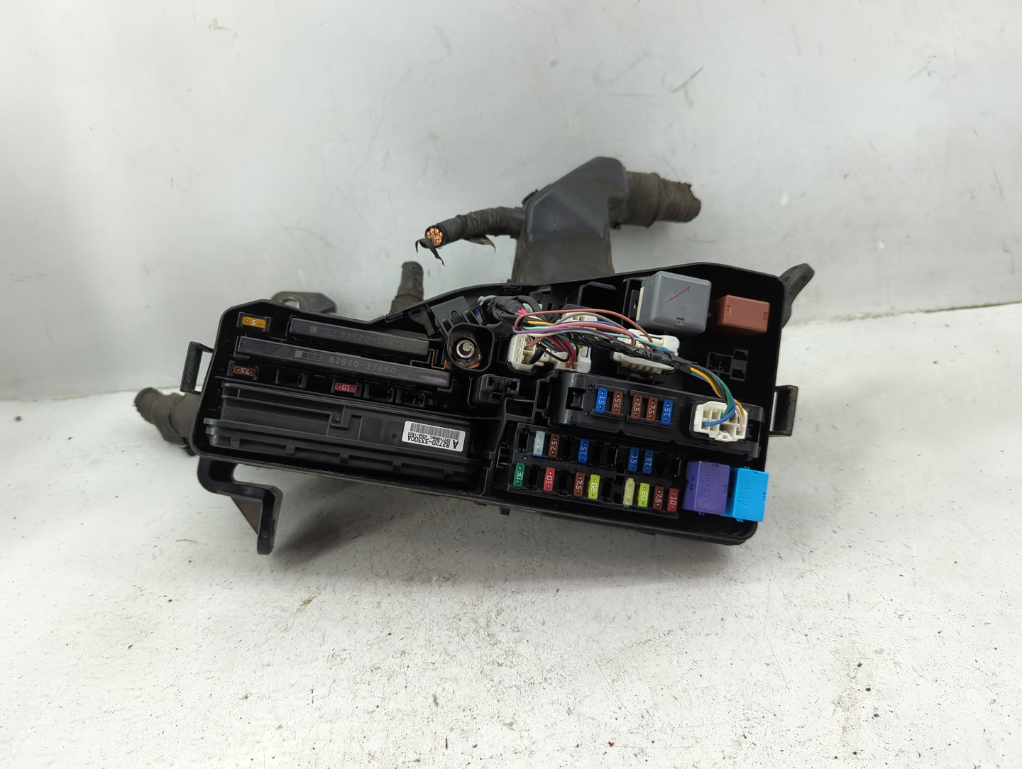 2012-2017 Toyota Camry Fusebox Fuse Box Panel Relay Module P/N:8266206170 Fits Fits 2012 2013 2014 2015 2016 2017 OEM Used A