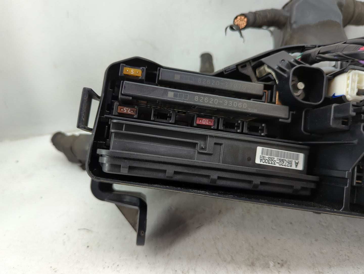 2012-2017 Toyota Camry Fusebox Fuse Box Panel Relay Module P/N:8266206170 Fits Fits 2012 2013 2014 2015 2016 2017 OEM Used A