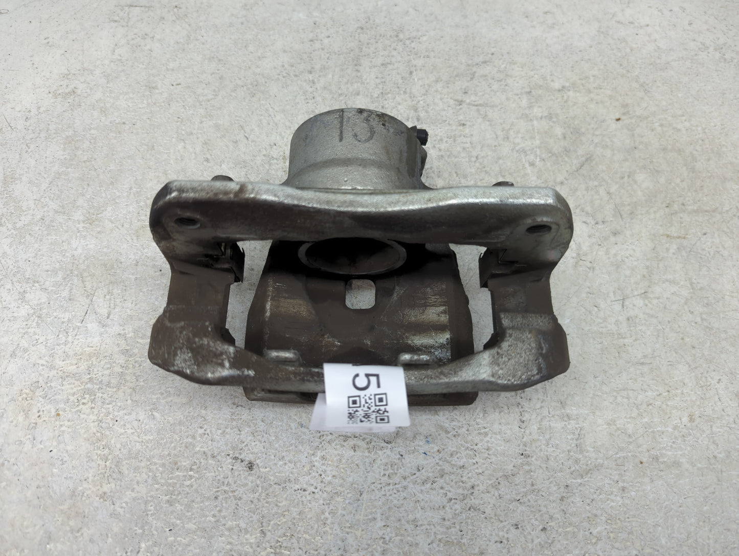 2012-2017 Toyota Camry Front Passenger Right Brake Caliper 1398515 - Oemusedautoparts1.com