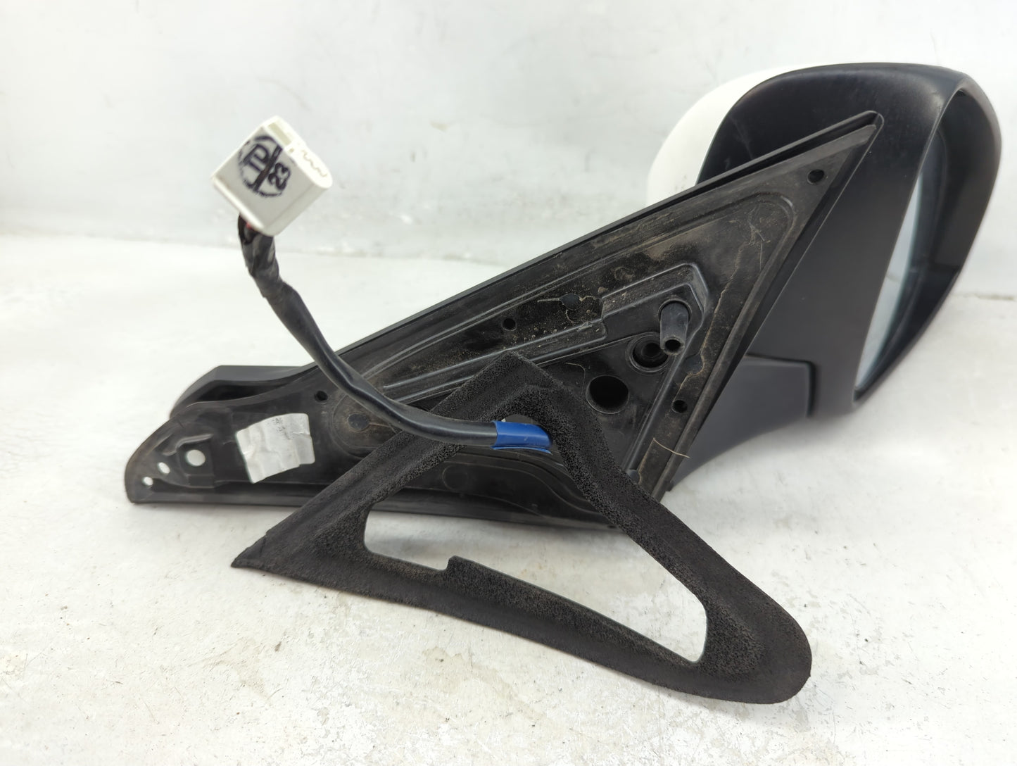 2015-2017 Toyota Camry Passenger Side View Mirror - Right Door Mirror OEM Used - Oemusedautoparts1.com