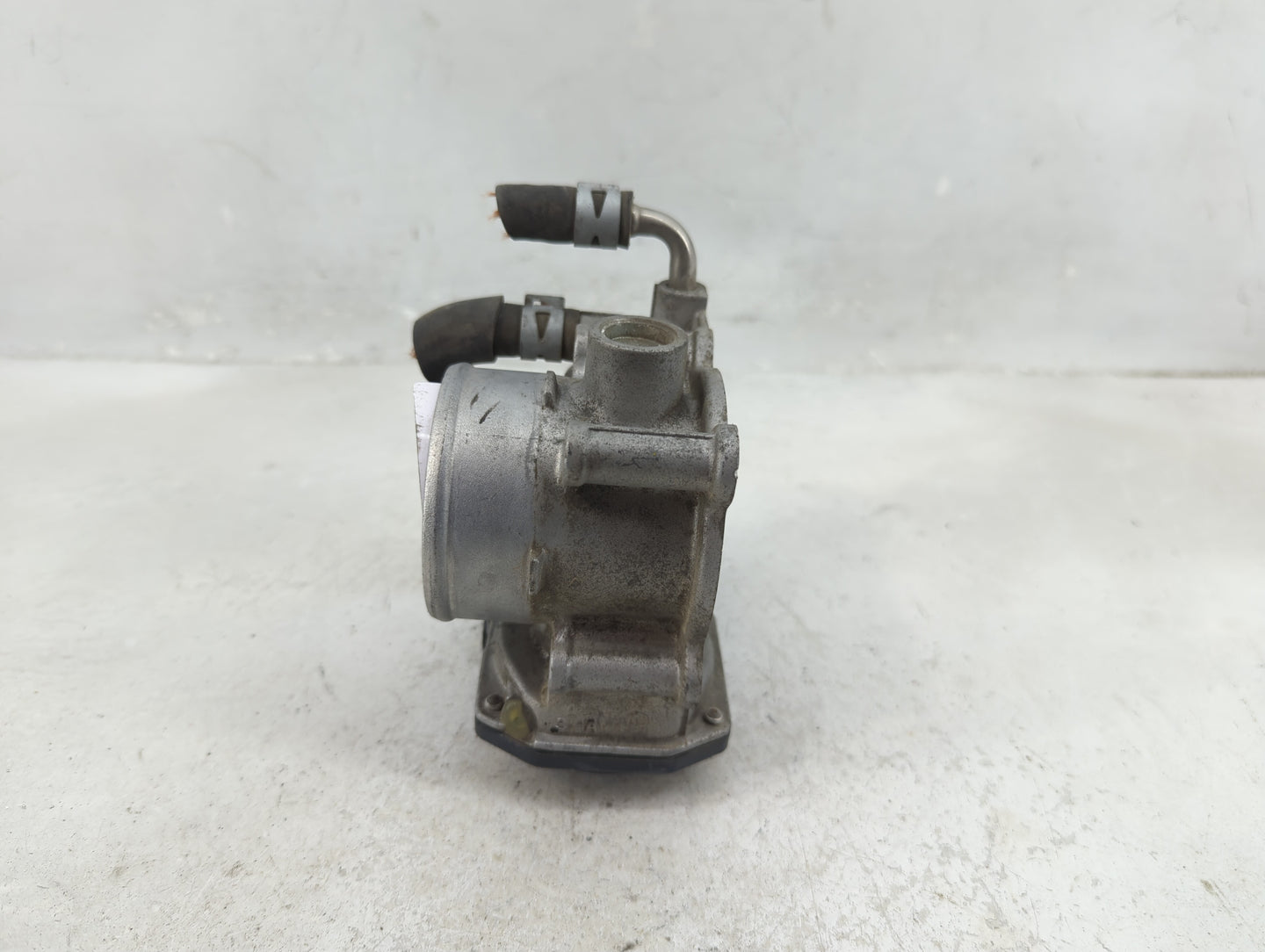 2012-2017 Toyota Camry Throttle Body P/N:22030-36020 22030-36010 Fits Fits 2012 2013 2014 2015 2016 2017 2018 2019 2020 2021