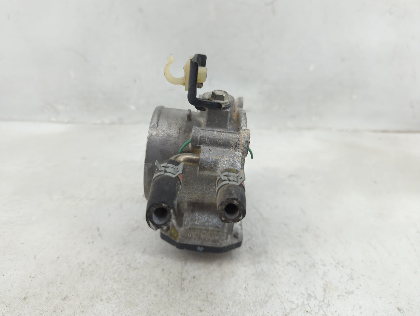 2010-2017 Toyota Camry Throttle Body P/N:22030-0V010 Fits Fits 2009 2010 2011 2012 2013 2014 2015 2016 2017 2018 2019 OEM Us