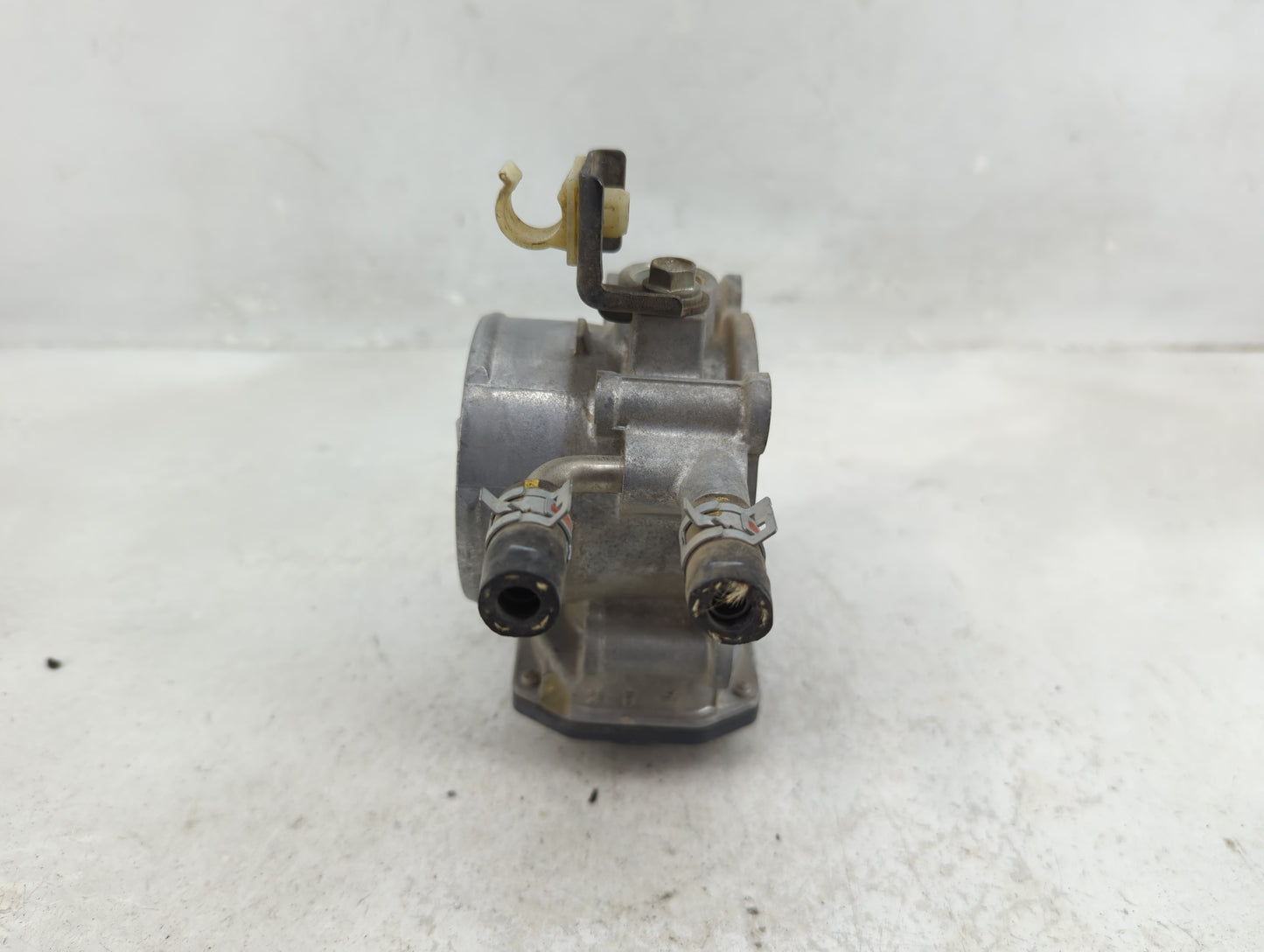 2010-2017 Toyota Camry Throttle Body P/N:22030-36010 Fits Fits 2009 2010 2011 2012 2013 2014 2015 2016 2017 2018 2019 OEM Us