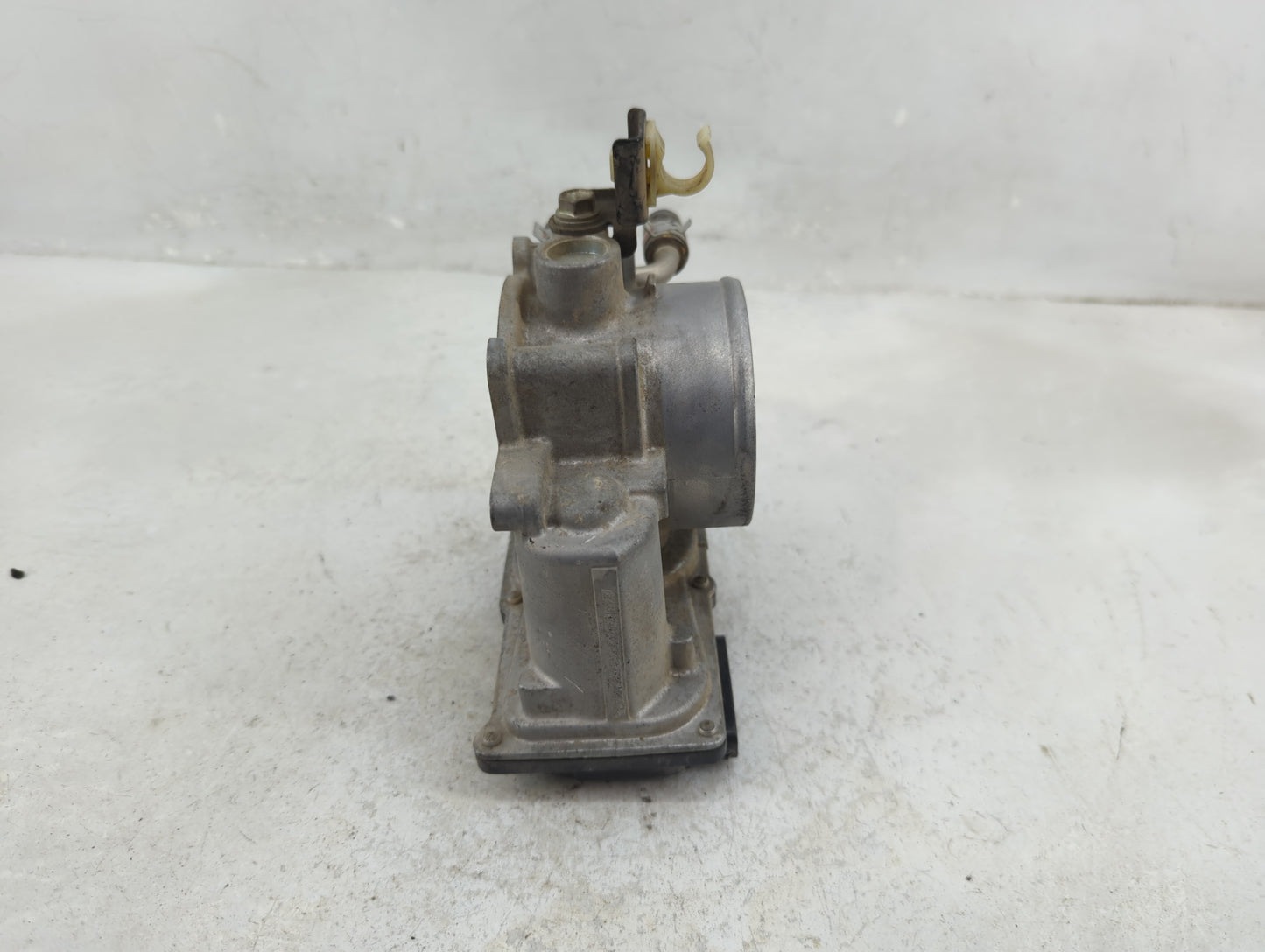2010-2017 Toyota Camry Throttle Body P/N:22030-36010 Fits Fits 2009 2010 2011 2012 2013 2014 2015 2016 2017 2018 2019 OEM Us