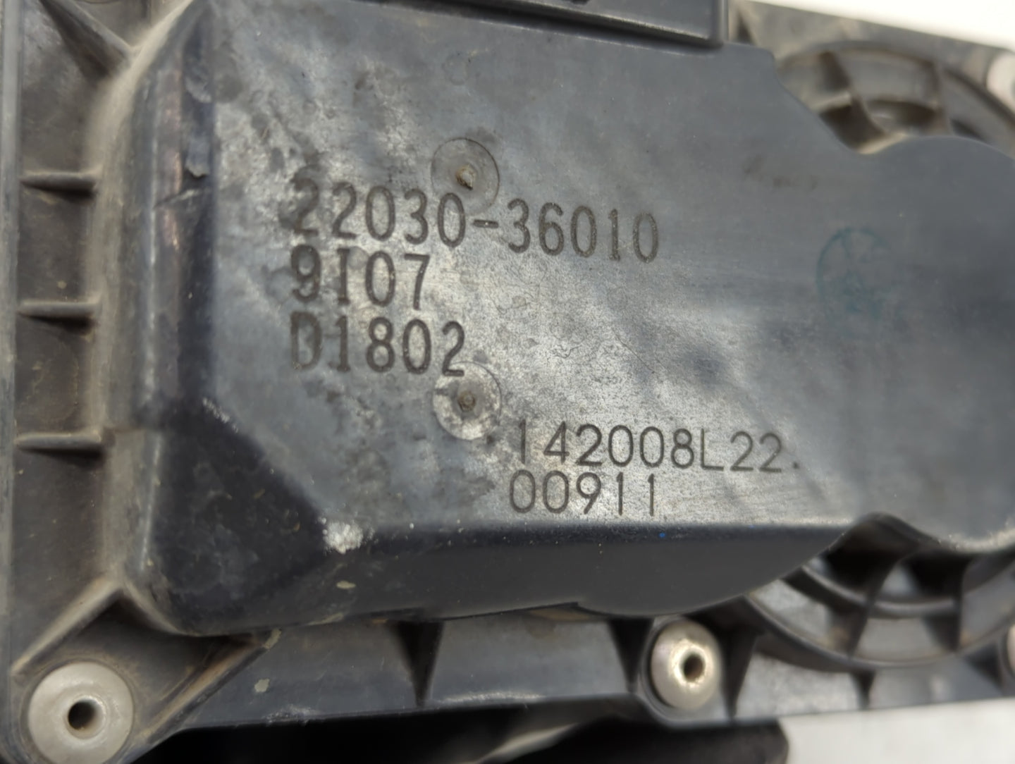 2010-2017 Toyota Camry Throttle Body P/N:22030-36010 Fits Fits 2009 2010 2011 2012 2013 2014 2015 2016 2017 2018 2019 OEM Us