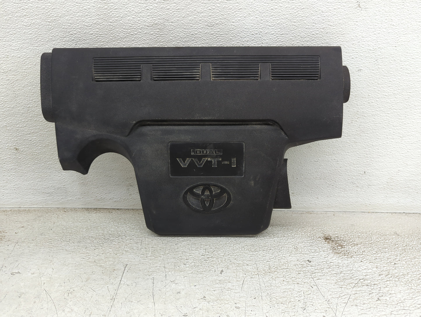 2017 Toyota Camry Engine Cover - Oemusedautoparts1.com