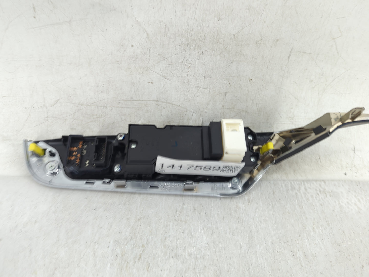 2015-2017 Toyota Camry Master Power Window Switch Replacement Driver Side Left P/N:515672 Fits Fits 2015 2016 2017 OEM Used 