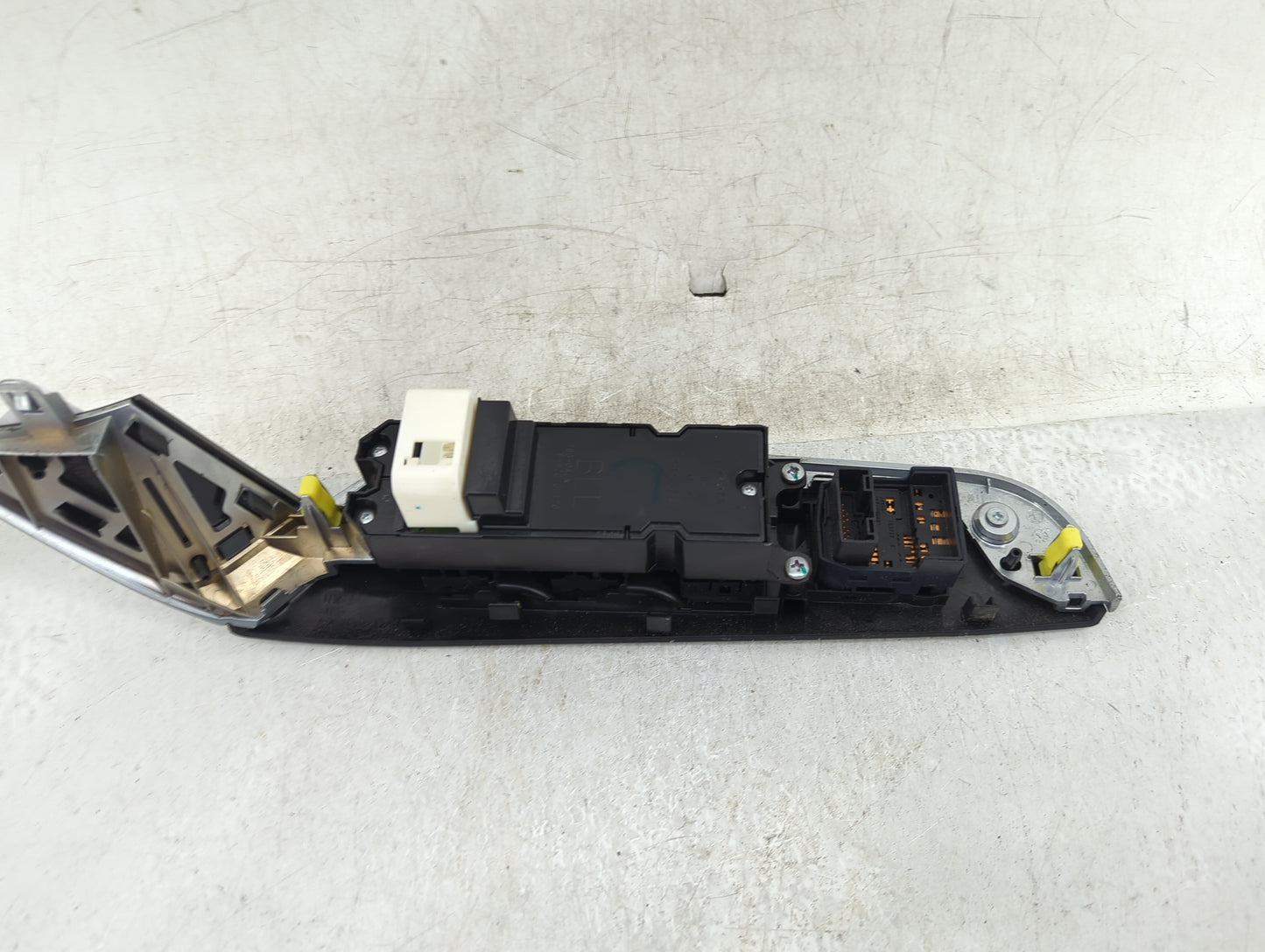 2015-2017 Toyota Camry Master Power Window Switch Replacement Driver Side Left Fits Fits 2015 2016 2017 OEM Used Auto Parts 