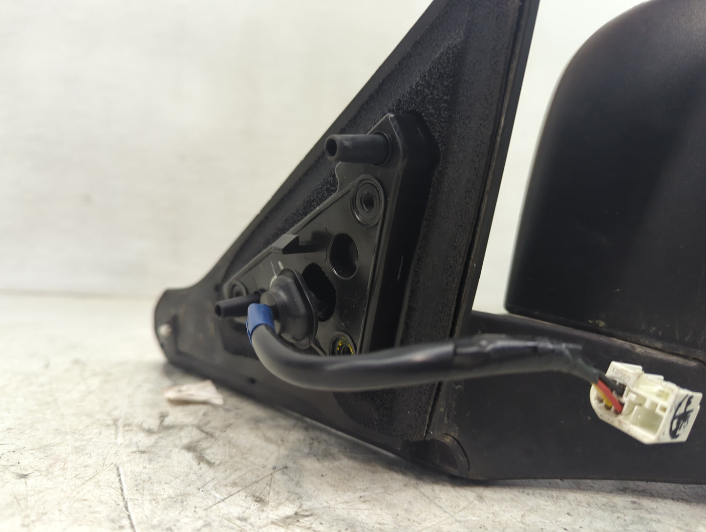 2015-2017 Toyota Camry Passenger Side View Mirror - Right Door Mirror OEM Used - Oemusedautoparts1.com
