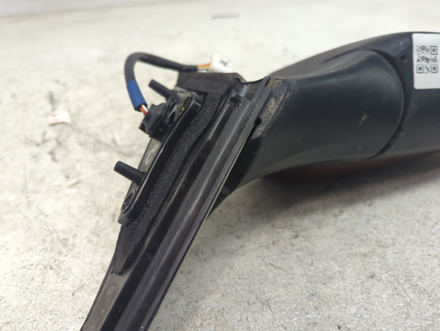 2015-2017 Toyota Camry Passenger Side View Mirror - Right Door Mirror OEM Used - Oemusedautoparts1.com