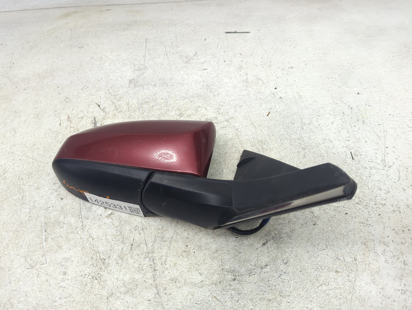 2015-2017 Toyota Camry Passenger Side View Mirror - Right Door Mirror OEM Used - Oemusedautoparts1.com