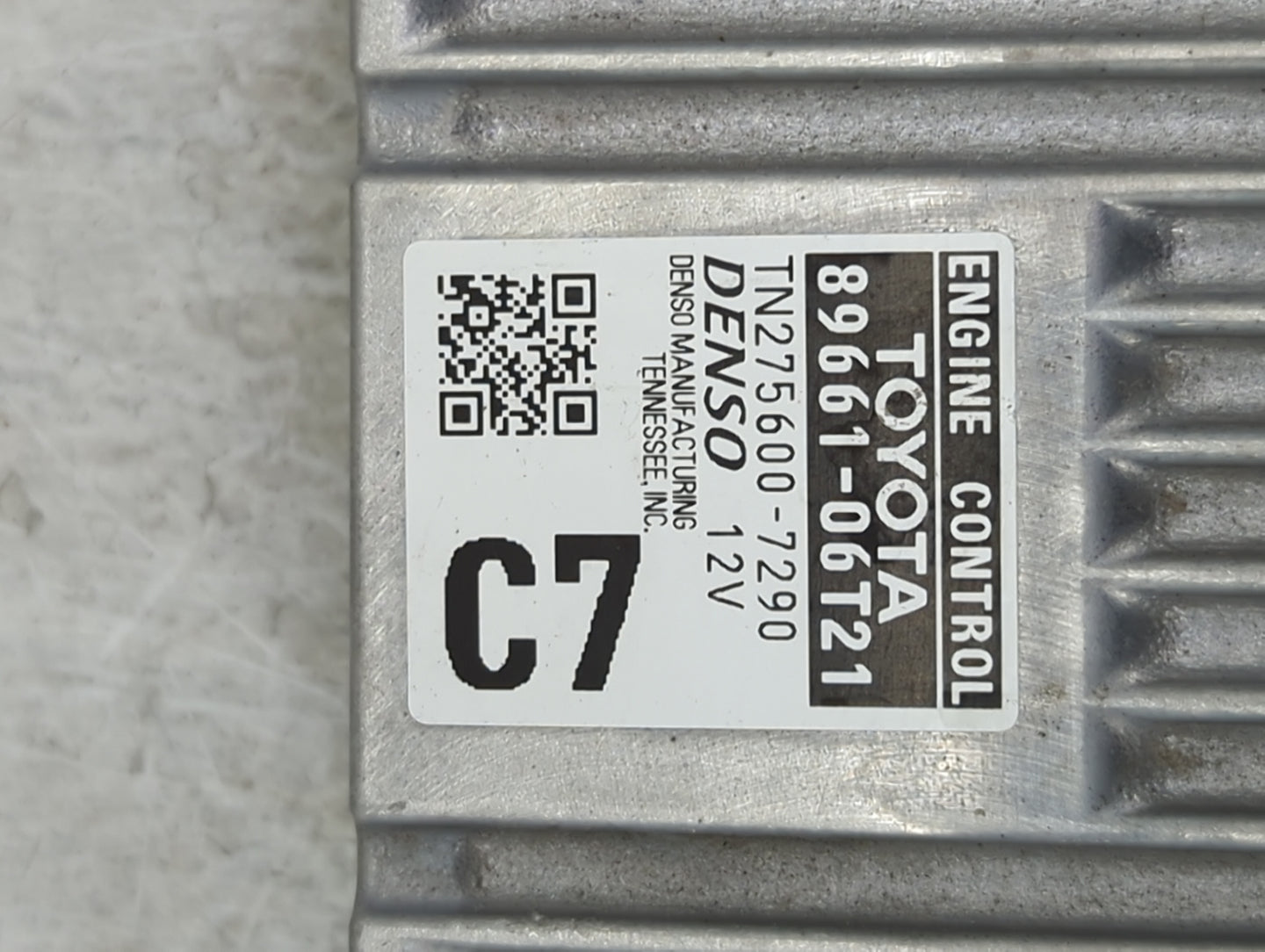2016-2017 Toyota Camry PCM Engine Control Computer ECU ECM PCU OEM P/N:TN275600-7290 89661-06T21 Fits Fits 2016 2017 OEM Use