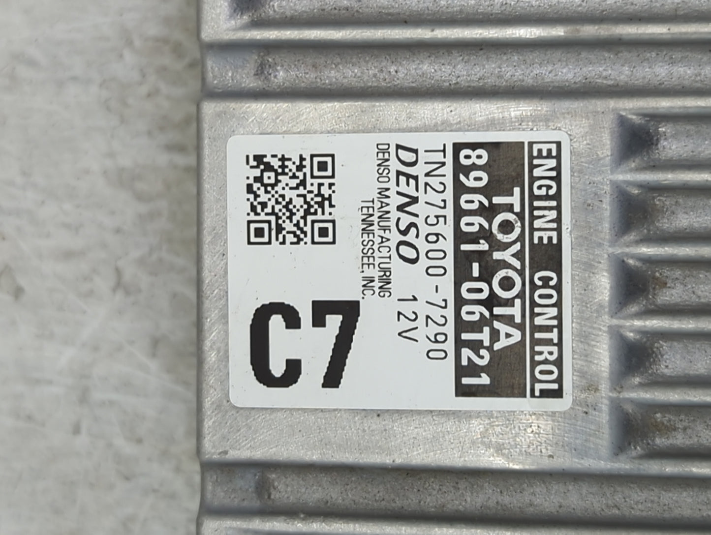 2016-2017 Toyota Camry PCM Engine Control Computer ECU ECM PCU OEM P/N:TN275600-7290 89661-06T21 Fits Fits 2016 2017 OEM Use