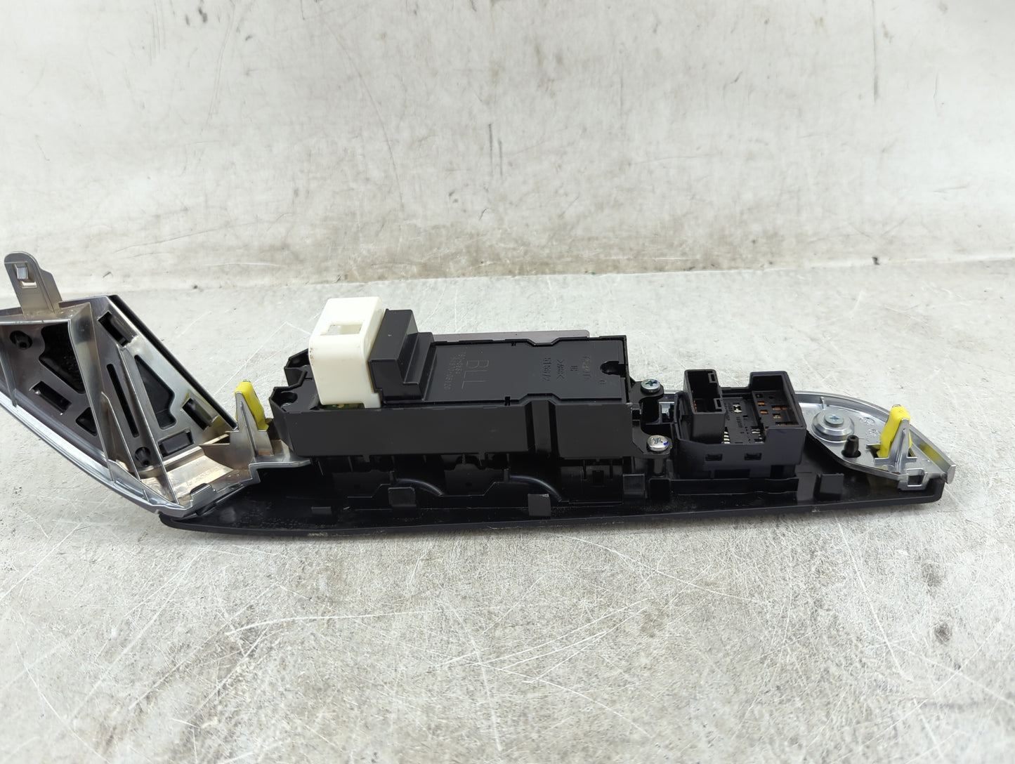 2015-2017 Toyota Camry Master Power Window Switch Replacement Driver Side Left P/N:84820-06120 Fits Fits 2015 2016 2017 OEM 
