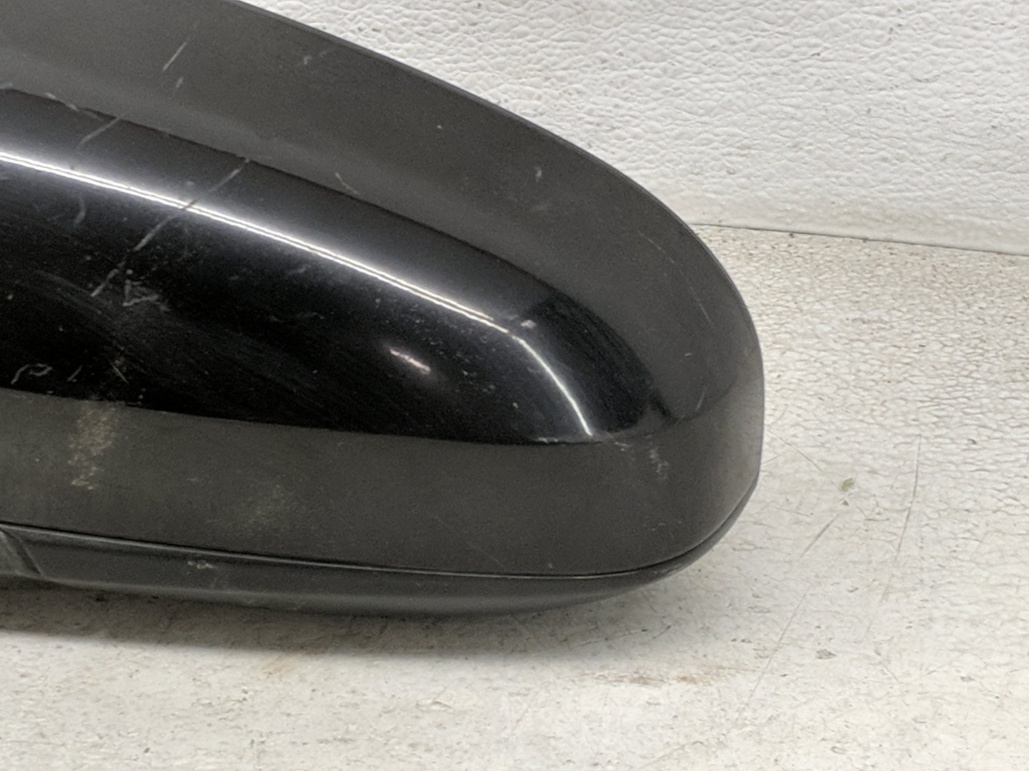 2015-2017 Toyota Camry Driver Side View Mirror - Left Door Mirror OEM Used - Oemusedautoparts1.com