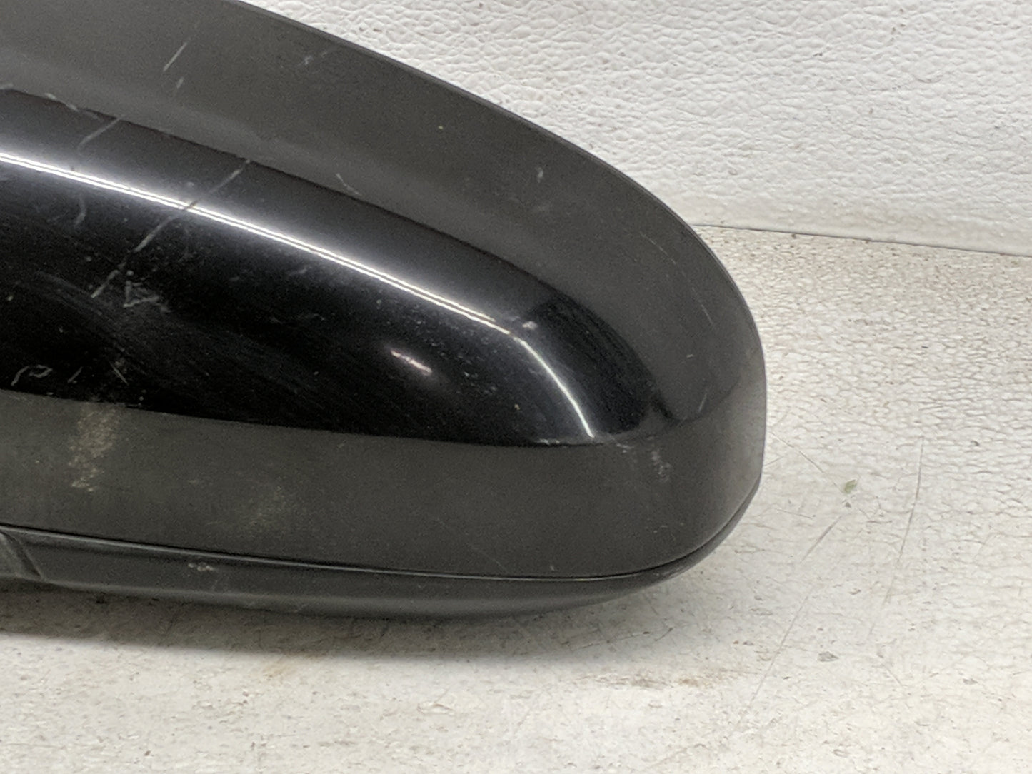 2015-2017 Toyota Camry Driver Side View Mirror - Left Door Mirror OEM Used - Oemusedautoparts1.com