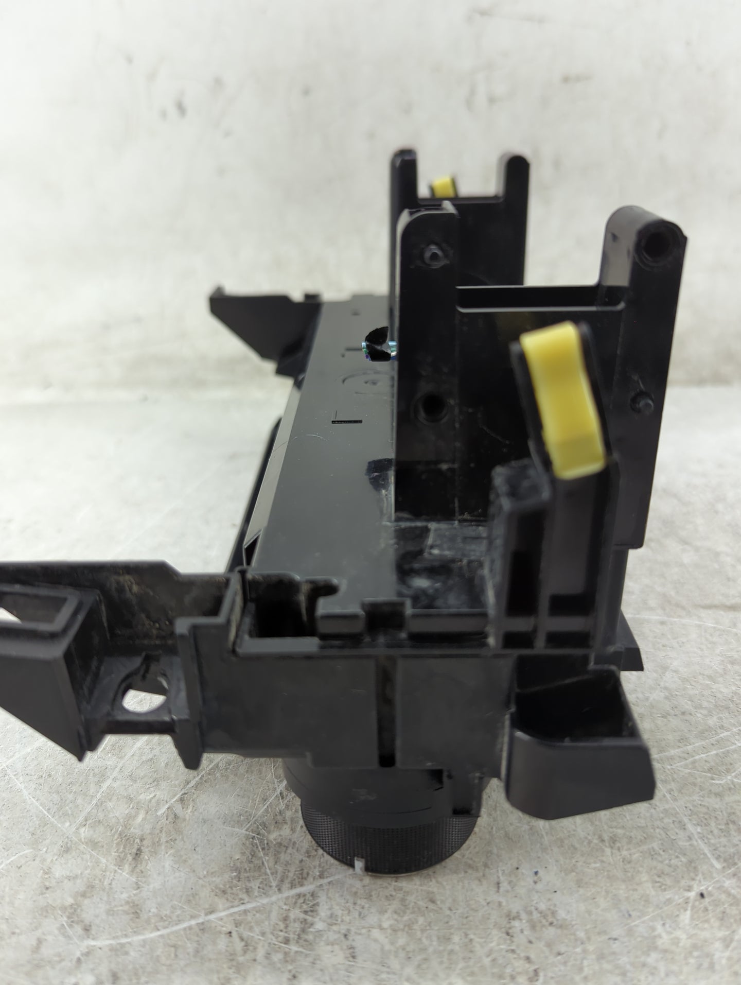 2015-2017 Toyota Camry Climate Control Module Temperature AC/Heater Replacement Fits Fits 2015 2016 2017 OEM Used Auto Parts