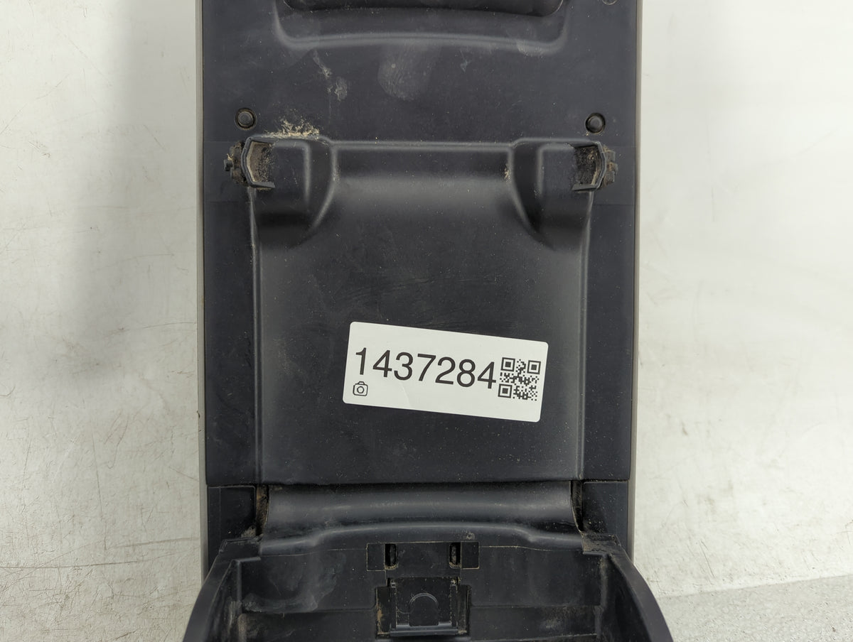 2015-2017 Toyota Camry Center Console Armrest Cover Lid Fits Fits 2015 2016 2017 OEM Used Auto Parts - Oemusedautoparts1.com