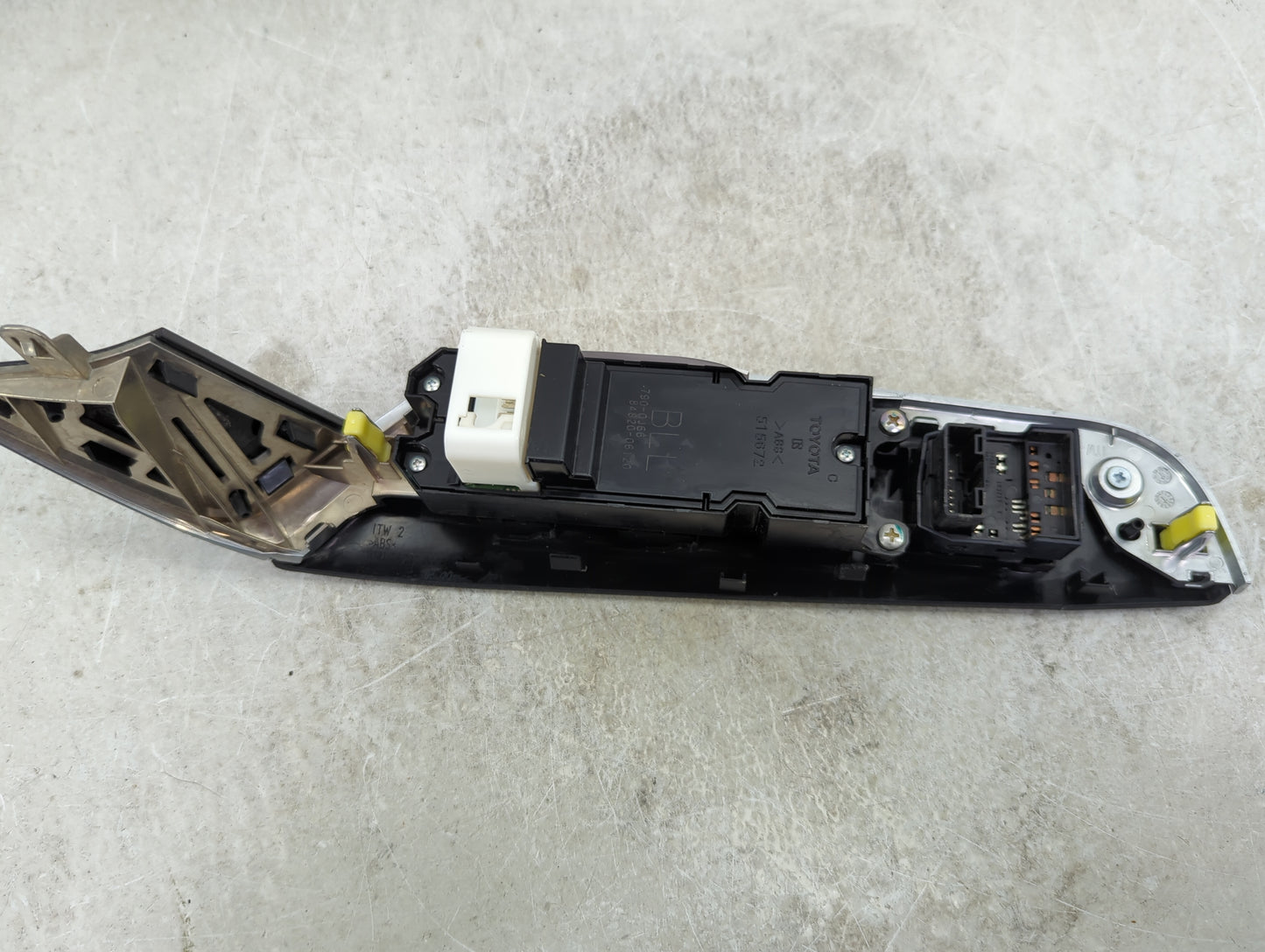 2015-2017 Toyota Camry Master Power Window Switch Replacement Driver Side Left P/N:515672 Fits Fits 2015 2016 2017 OEM Used 