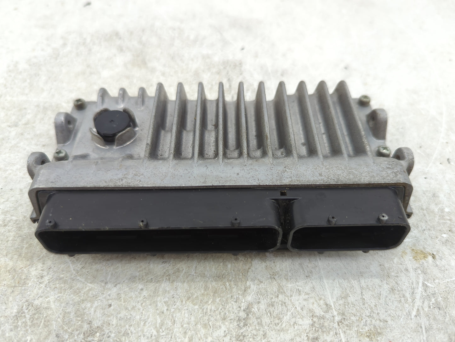 2016-2017 Toyota Camry PCM Engine Control Computer ECU ECM PCU OEM P/N:89661-06T22 TN276200-4210 Fits Fits 2016 2017 OEM Use