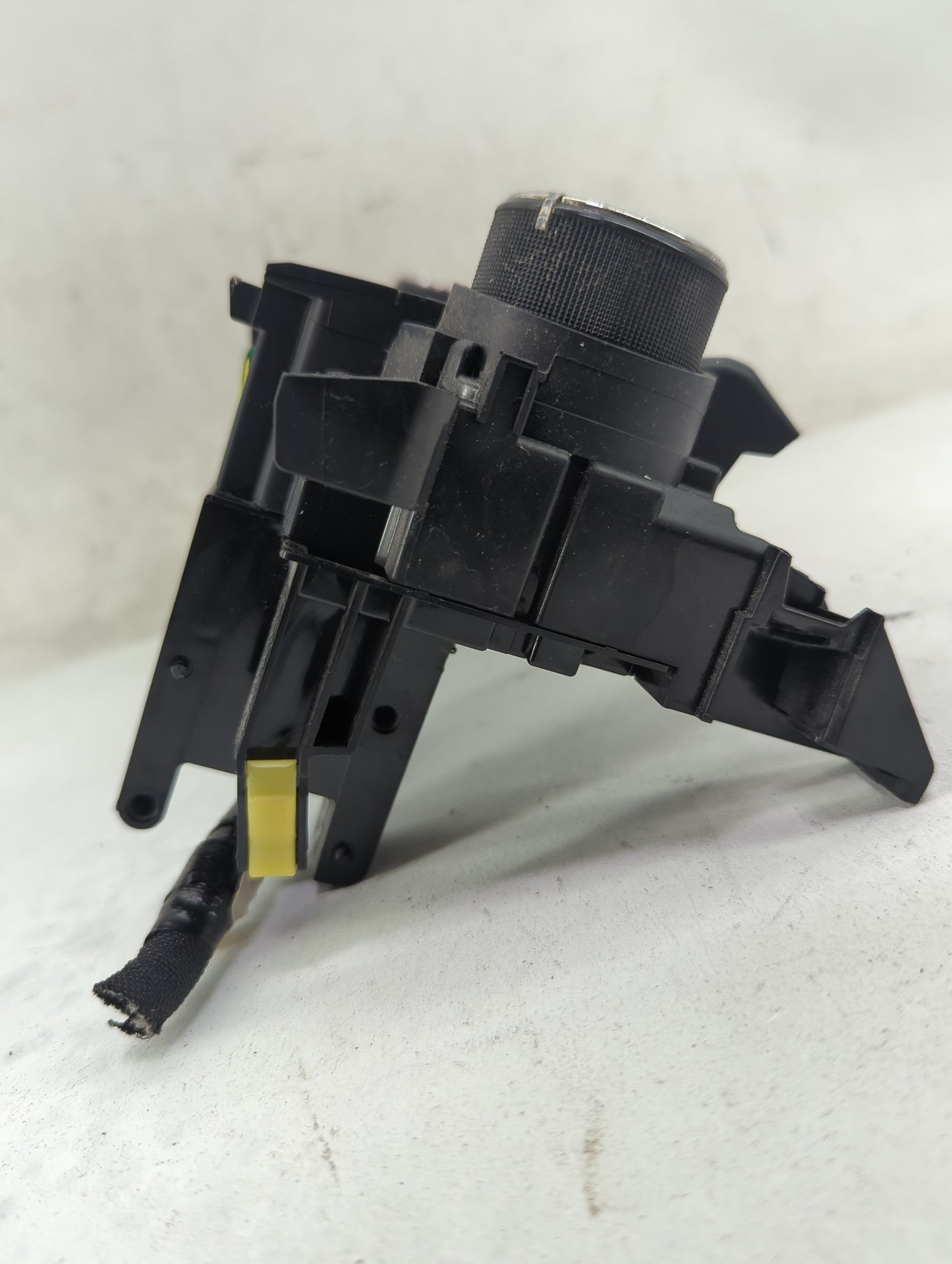 2015-2017 Toyota Camry Climate Control Module Temperature AC/Heater Replacement Fits Fits 2015 2016 2017 OEM Used Auto Parts
