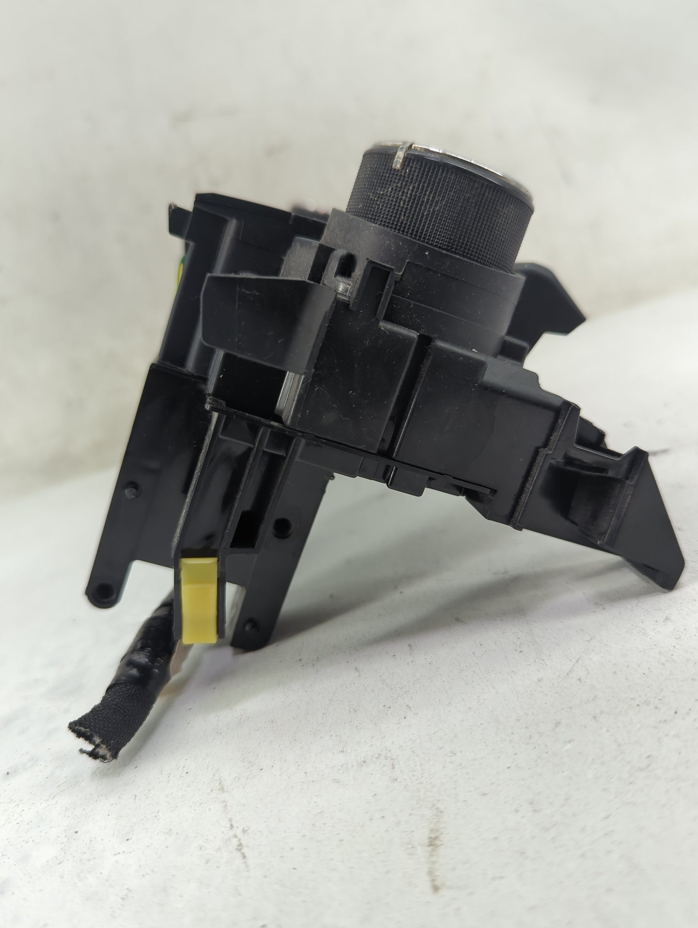 2015-2017 Toyota Camry Climate Control Module Temperature AC/Heater Replacement Fits Fits 2015 2016 2017 OEM Used Auto Parts