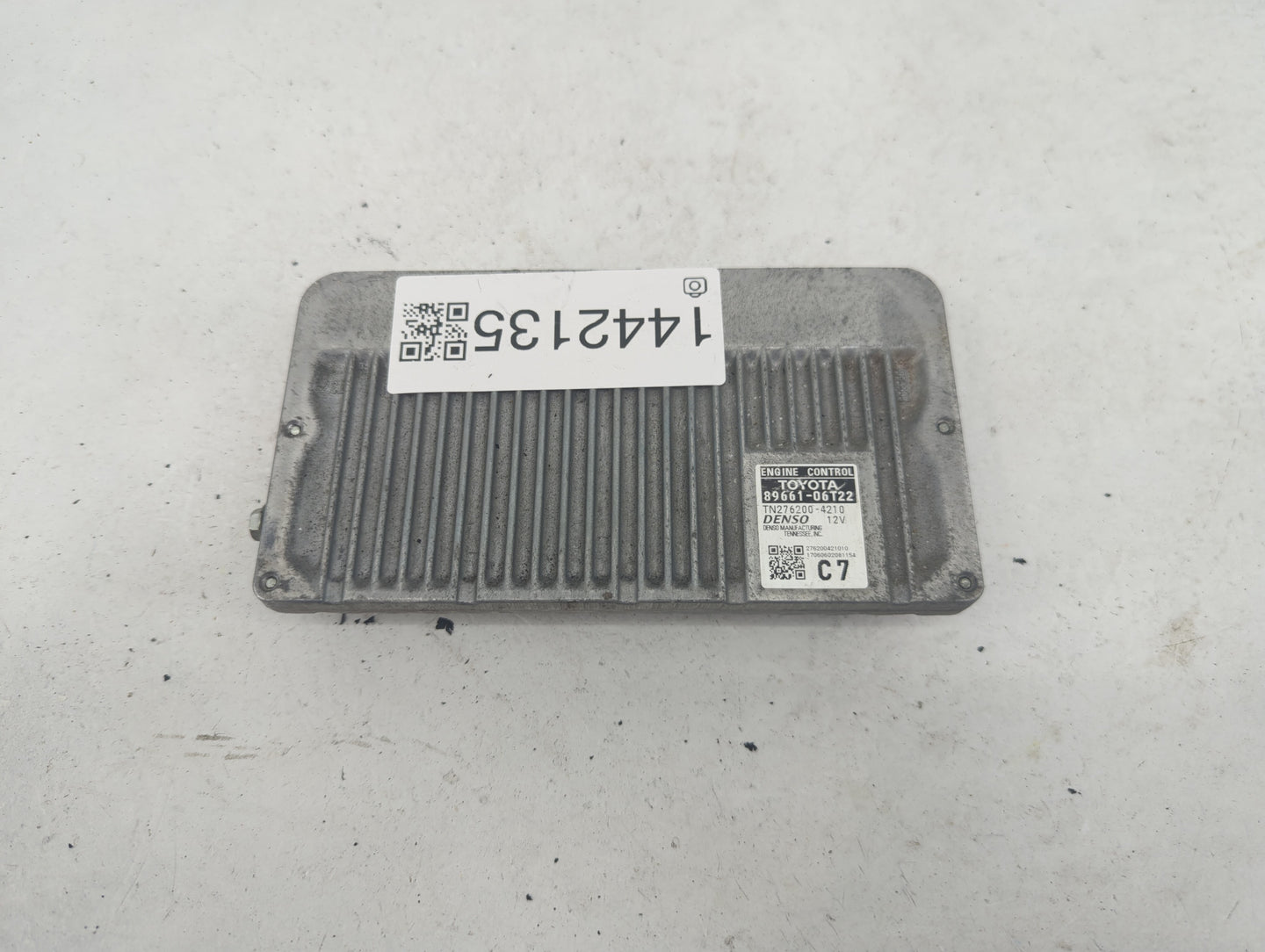 2016-2017 Toyota Camry PCM Engine Control Computer ECU ECM PCU OEM P/N:89661-06T22 TN276200-4210 Fits Fits 2016 2017 OEM Use