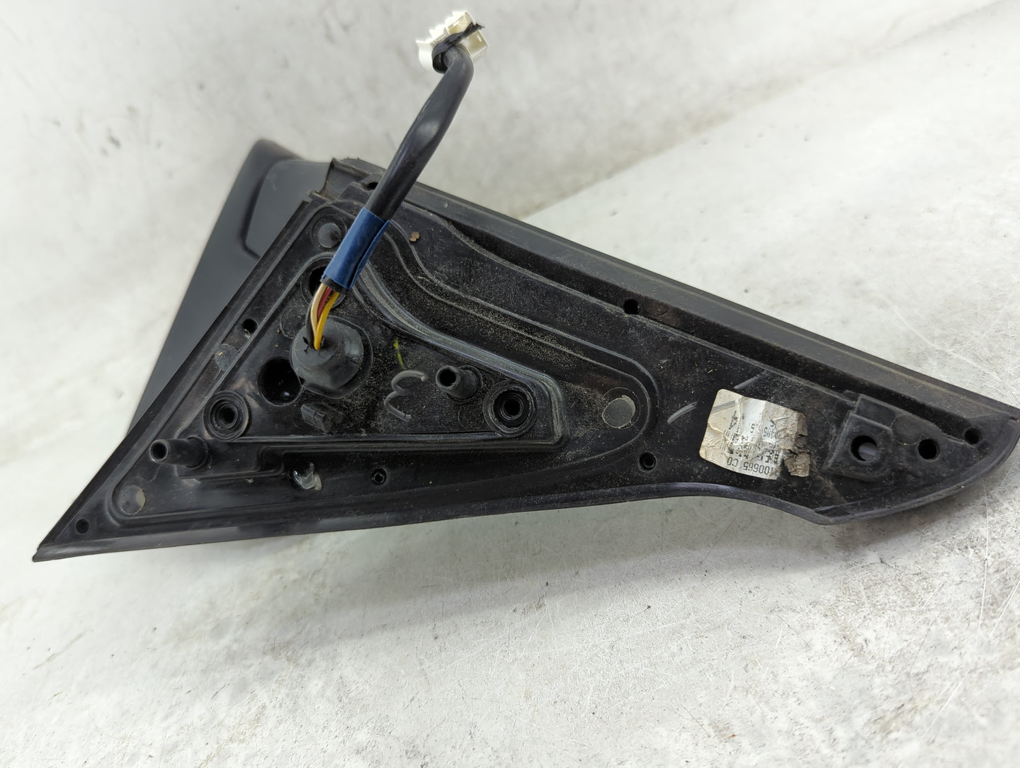 2015-2017 Toyota Camry Passenger Side View Mirror - Right Door Mirror OEM Used - Oemusedautoparts1.com