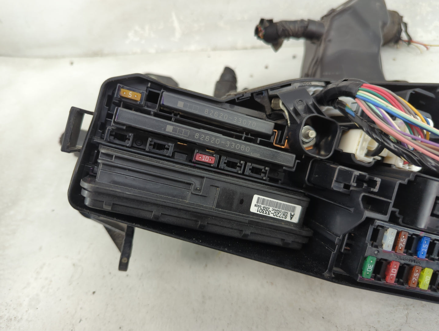 2012-2017 Toyota Camry Fusebox Fuse Box Panel Relay Module P/N:82720-33301 82620-33070 Fits Fits 2012 2013 2014 2015 2016 20