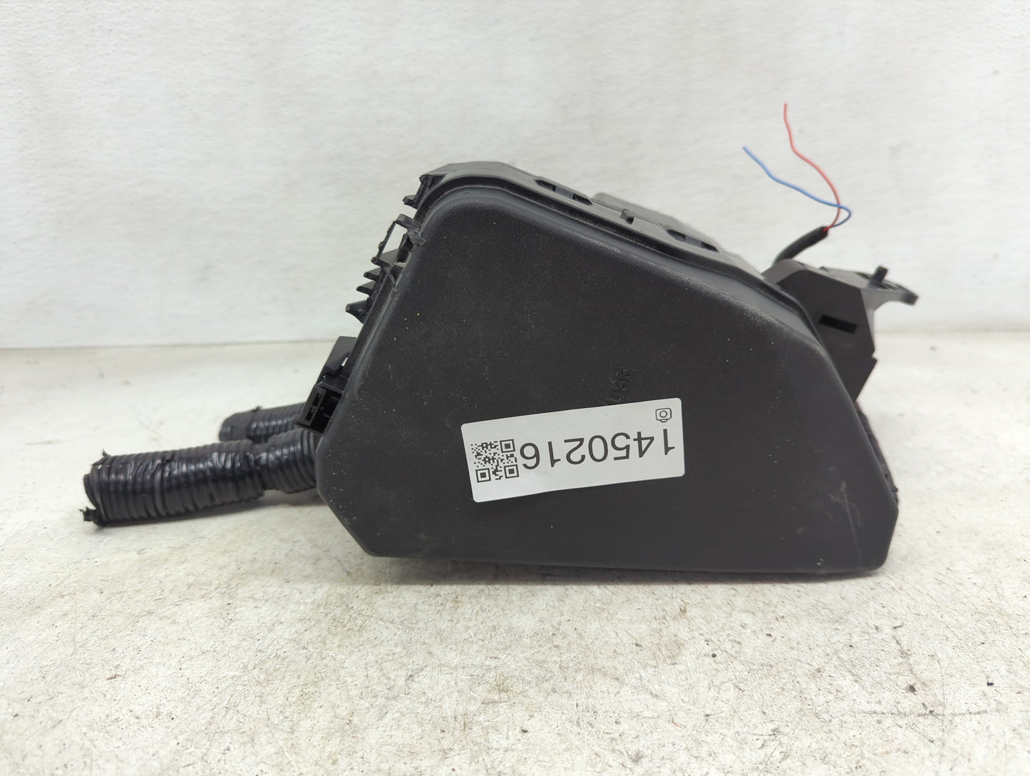 2012-2017 Toyota Camry Fusebox Fuse Box Panel Relay Module P/N:82620-33150 Fits Fits 2012 2013 2014 2015 2016 2017 OEM Used 
