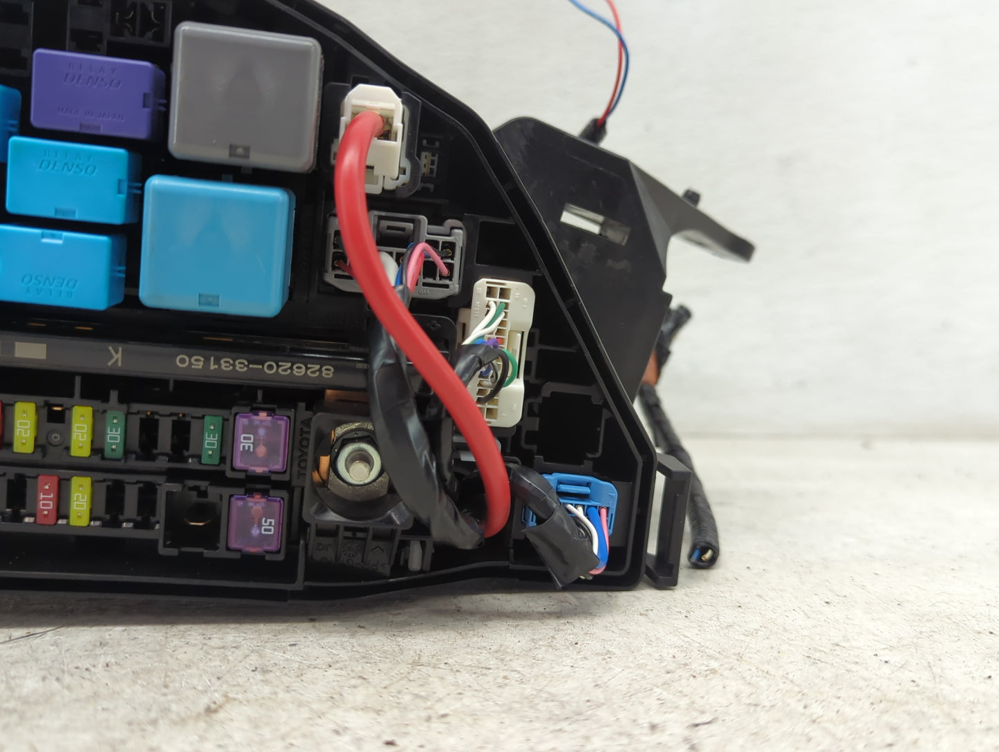 2012-2017 Toyota Camry Fusebox Fuse Box Panel Relay Module P/N:82620-33150 Fits Fits 2012 2013 2014 2015 2016 2017 OEM Used 