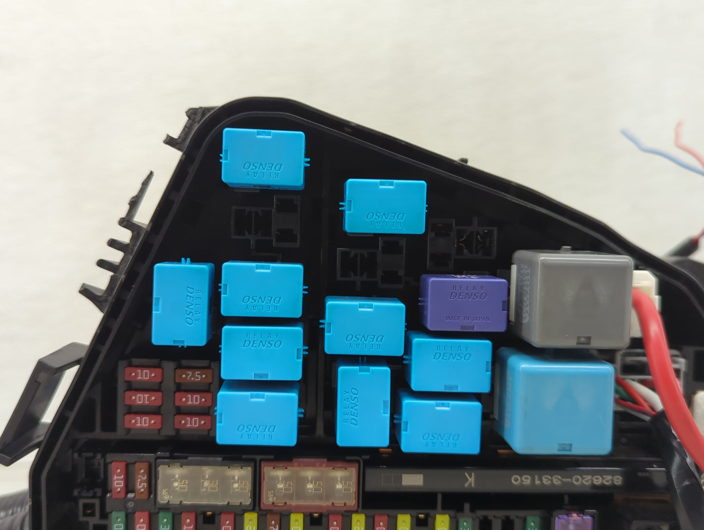 2012-2017 Toyota Camry Fusebox Fuse Box Panel Relay Module P/N:82620-33150 Fits Fits 2012 2013 2014 2015 2016 2017 OEM Used 