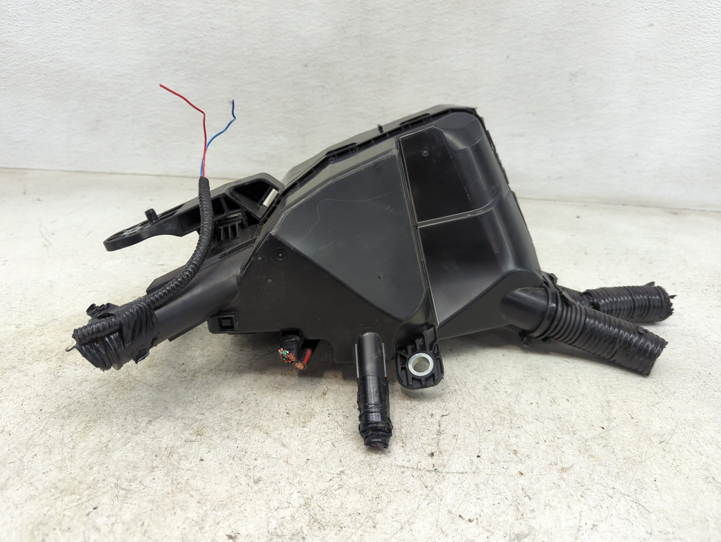 2012-2017 Toyota Camry Fusebox Fuse Box Panel Relay Module P/N:82620-33150 Fits Fits 2012 2013 2014 2015 2016 2017 OEM Used 