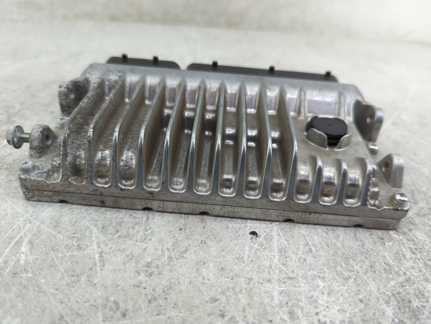 2016-2017 Toyota Camry PCM Engine Control Computer ECU ECM PCU OEM P/N:89661-06N11 TN275600-7280 Fits Fits 2016 2017 OEM Use