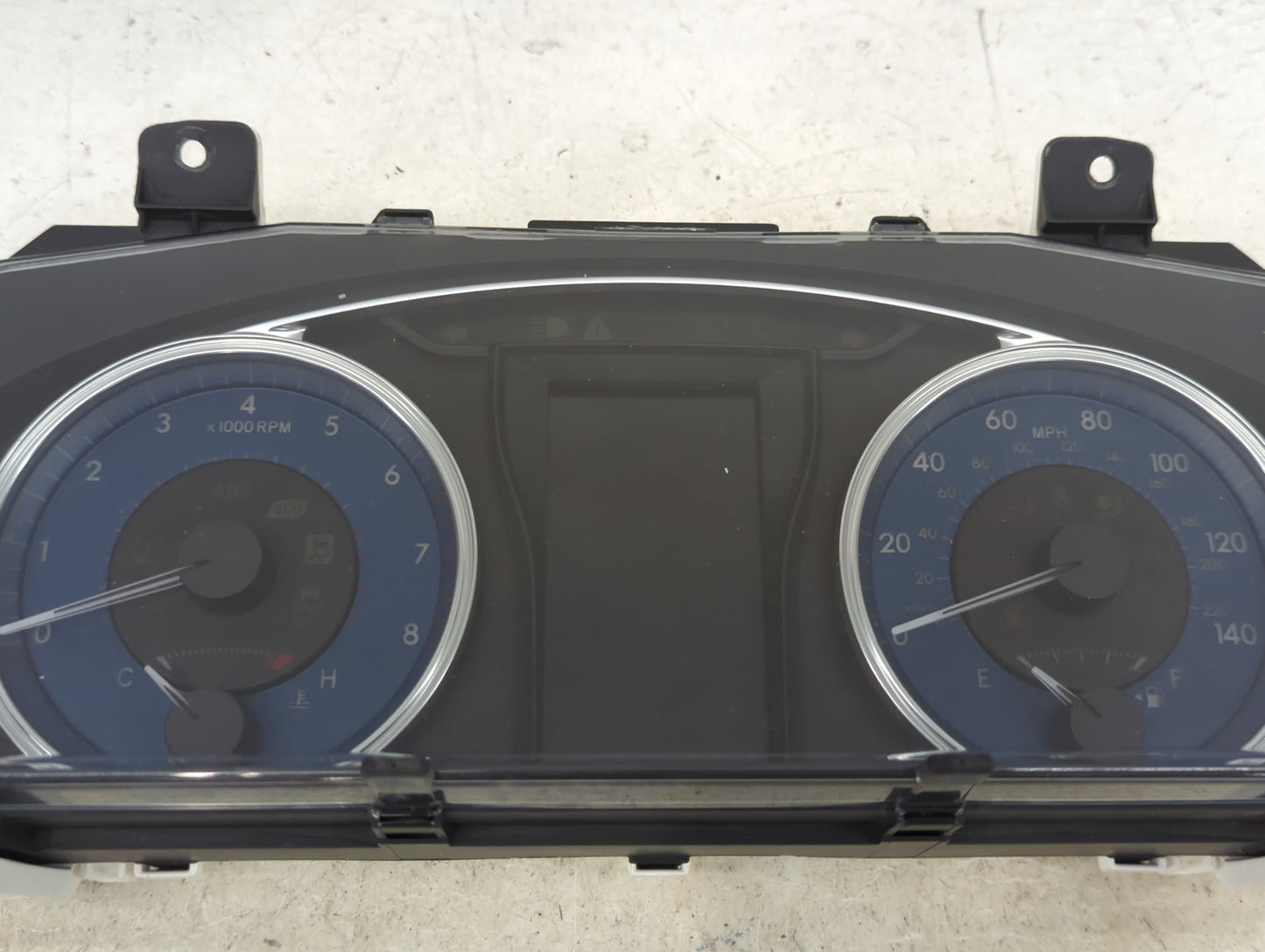 2016-2017 Toyota Camry Instrument Cluster Speedometer Gauges P/N:83800-0XK01-00 Miles: Fits Fits 2016 2017 OEM Used Auto Par