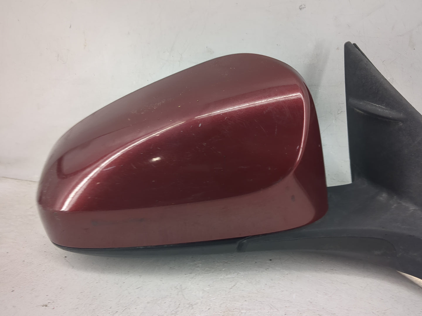 2015-2017 Toyota Camry Driver Side View Mirror - Left Door Mirror OEM Used - Oemusedautoparts1.com