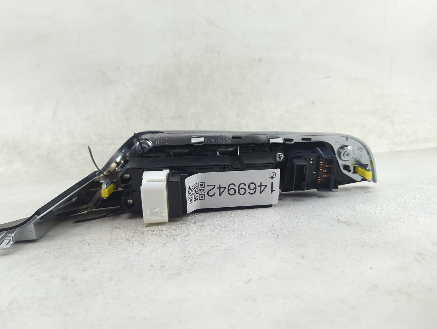 2015-2017 Toyota Camry Master Power Window Switch Replacement Driver Side Left Fits Fits 2015 2016 2017 OEM Used Auto Parts 